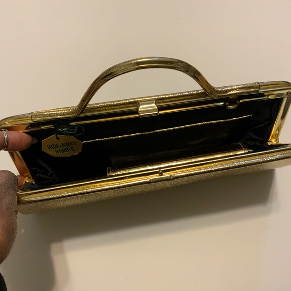 Vintage Gold Metallic Snap Closure Hideaway Handle Envelope Clutch - Picture 10 of 15